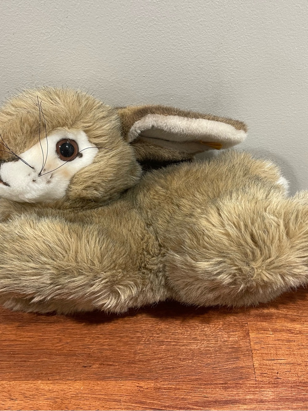 Vintage Steiff Dormy Rabbit Laying Down 2972/40 15in Rare with tags